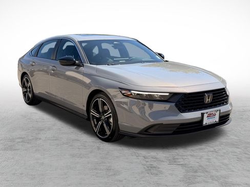 Certified 2025 Honda Accord Sport image 3