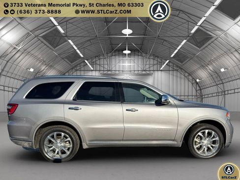 Used 2018 Dodge Durango Citadel image 2
