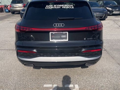 Used 2025 Audi Q5 Premium Plus w/ Premium Plus image 7