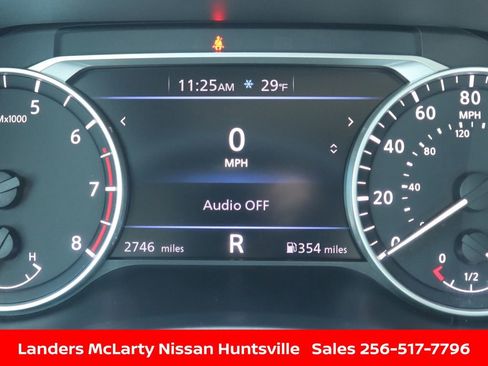 Used 2025 Nissan Sentra SR image 25