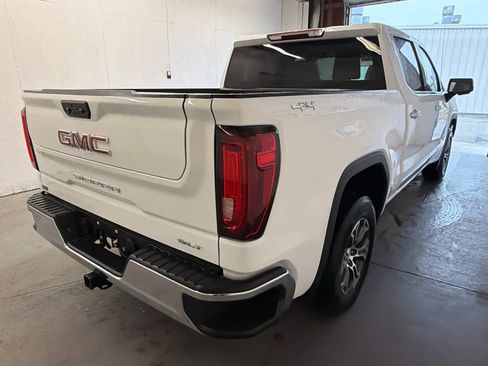 Used 2025 GMC Sierra 1500 SLT image 5