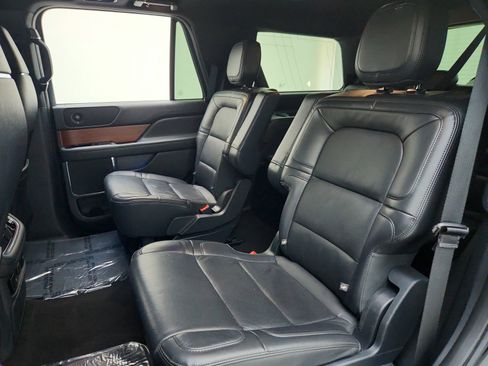 Used 2024 Lincoln Navigator Reserve AWD/4WD image 27