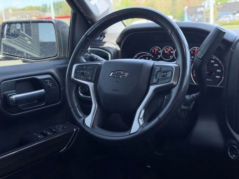 Used 2021 Chevrolet Silverado 1500 LT Trail Boss AWD/4WD image 22