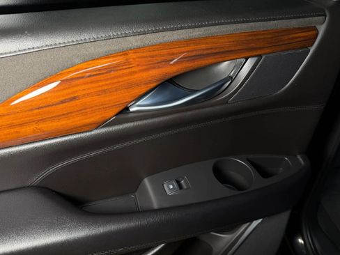 Used 2015 Cadillac Escalade Premium image 26