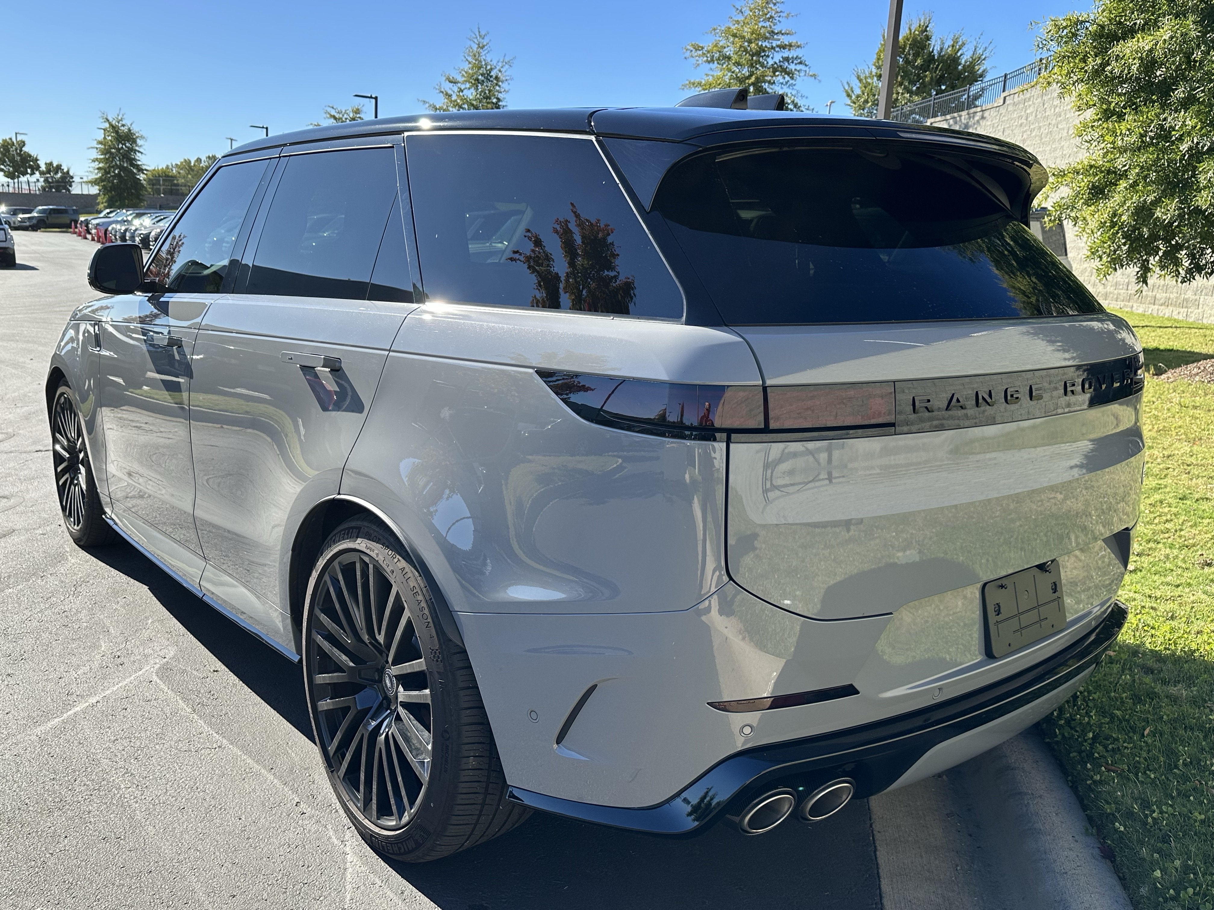 Certified 2025 Land Rover Range Rover Sport SV Edition Two AWD/4WD image 6