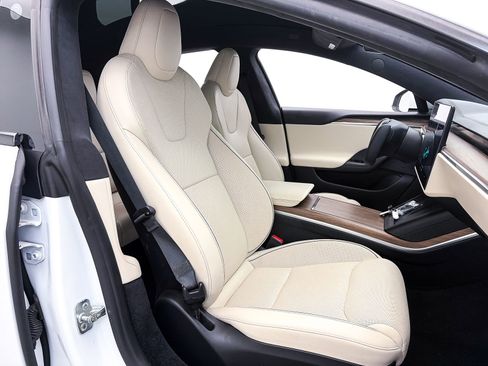 Used 2021 Tesla Model S Plaid AWD/4WD image 28