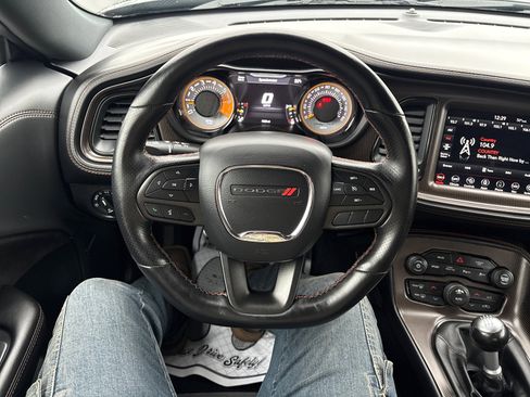 Used 2020 Dodge Challenger R/T image 13