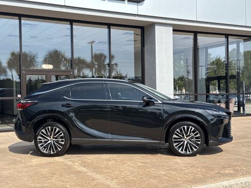 Used 2023 Lexus RX 350 Premium Plus w/ Cold Area Package FWD image 10