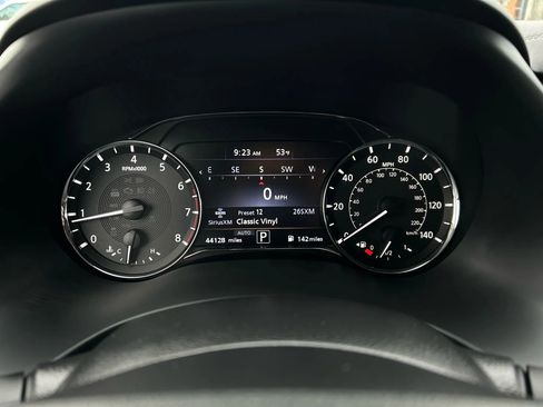 Used 2024 INFINITI QX80 Luxe image 19