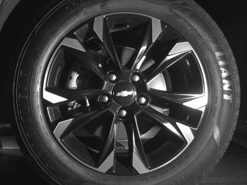Used 2023 Chevrolet TrailBlazer LT w/ Convenience Package AWD/4WD image 12