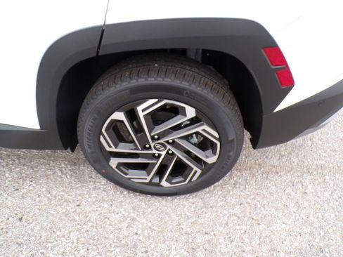 New 2026 Hyundai Tucson Limited AWD/4WD image 6