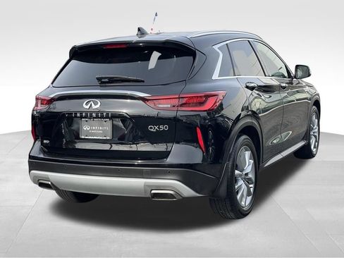 Used 2022 INFINITI QX50 Essential AWD/4WD image 4