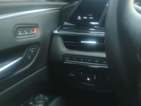 Used 2023 Cadillac Escalade Sport w/ LPO, ONYX Package image 23