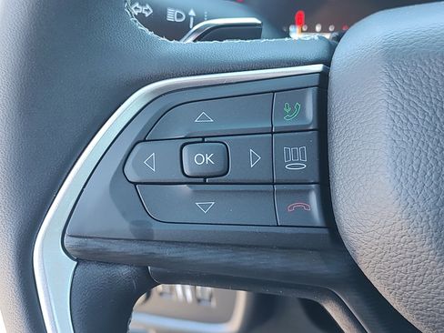 New 2025 Jeep Grand Cherokee L Altitude RWD image 22