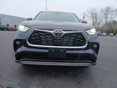New 2026 Toyota Highlander Platinum image 20