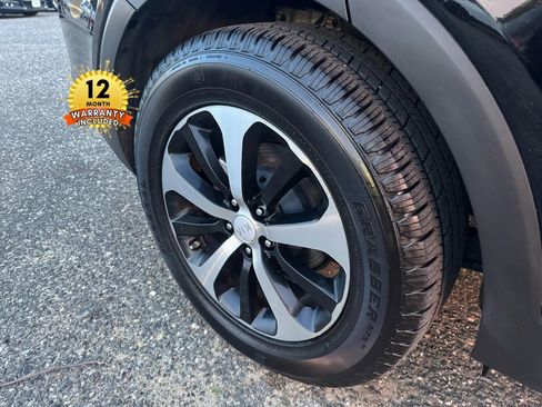 Used 2016 Kia Sorento EX image 35