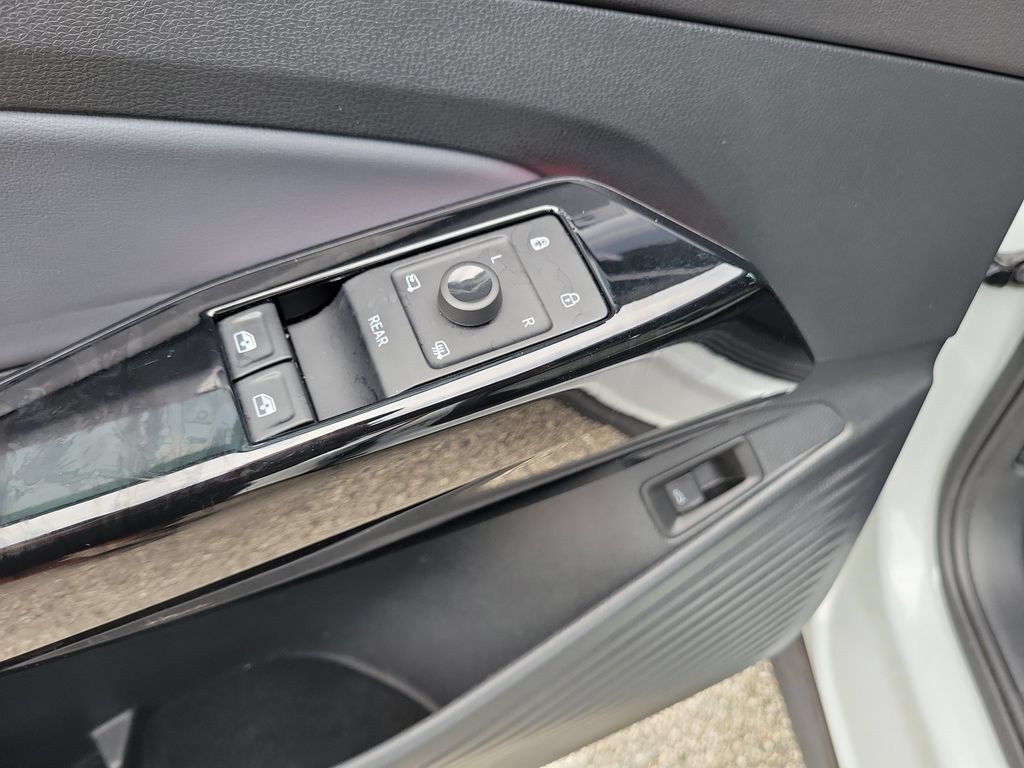 Used 2021 Volkswagen ID.4 Pro S AWD/4WD image 24