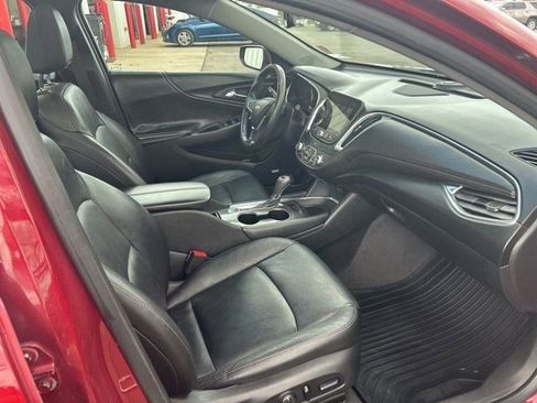 Used 2018 Chevrolet Malibu LT w/ Leather Package image 41