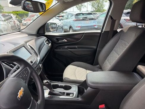 Used 2018 Chevrolet Equinox LT FWD image 10