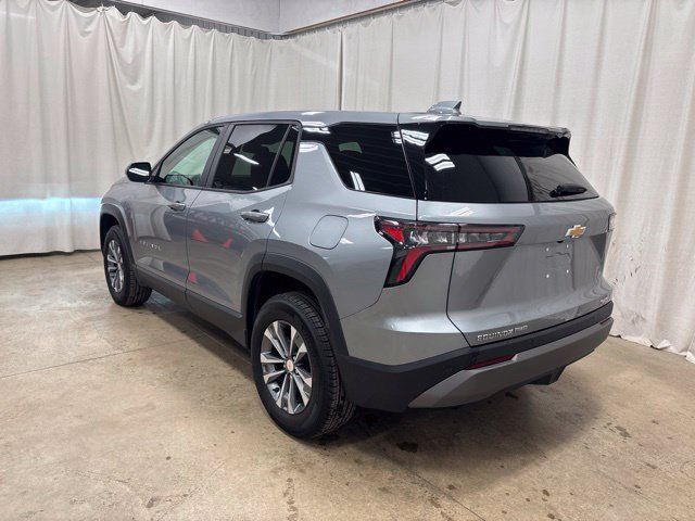 Used 2026 Chevrolet Equinox LT AWD/4WD image 13