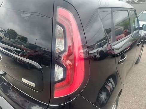 Certified 2017 Kia Soul EV + w/ Sun & Fun Package FWD image 13