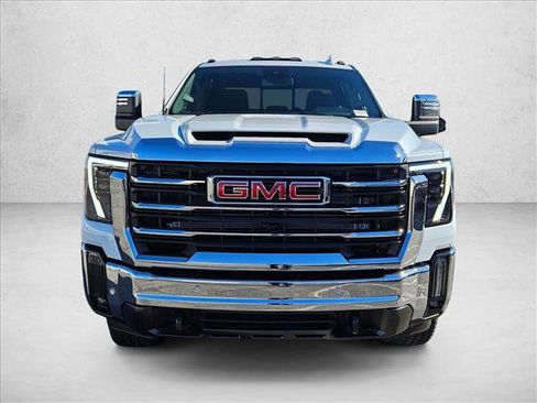 New 2026 GMC Sierra 2500 SLT w/ SLT Premium Package AWD/4WD image 6