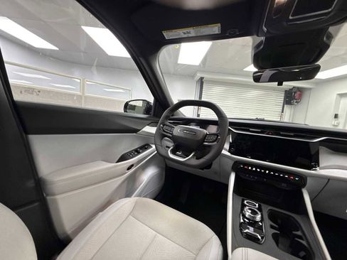 New 2026 Jeep Cherokee Laredo AWD/4WD image 15