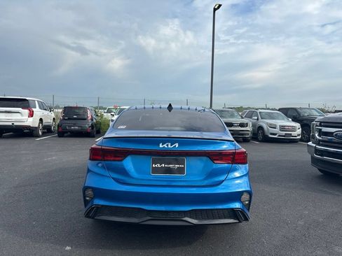 Used 2022 Kia Forte GT-Line w/ GT-Line Premium Package FWD image 4