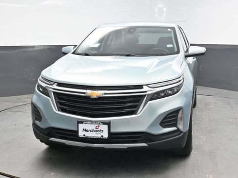 Used 2022 Chevrolet Equinox LT AWD/4WD image 2