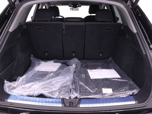 Certified 2025 Audi Q5 Premium w/ Convenience Package AWD/4WD image 24