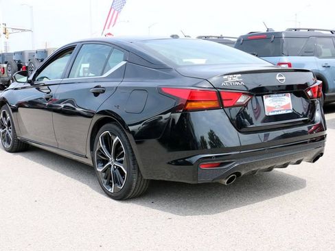 Used 2024 Nissan Altima 2.5 SR FWD image 7