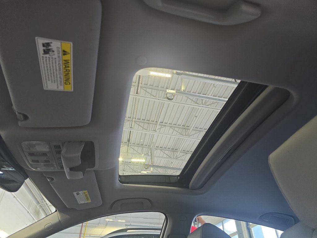 Used 2020 Honda Accord Touring image 30