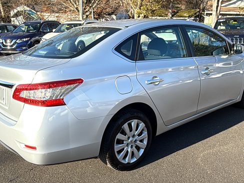 Used 2015 Nissan Sentra S image 21