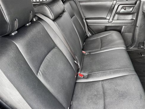 Used 2020 Toyota 4Runner Venture image 27