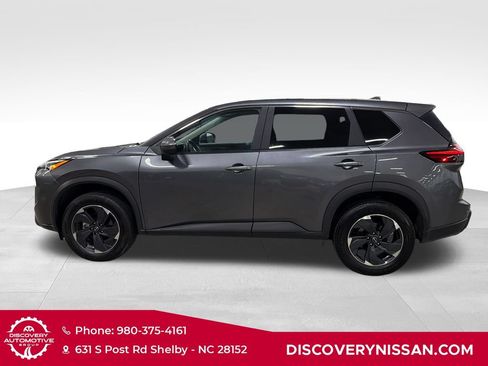 Certified 2025 Nissan Rogue SV AWD/4WD image 9