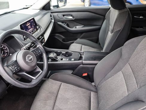 Used 2024 Nissan Rogue SV FWD image 18