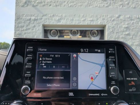 Used 2022 Toyota Highlander Limited AWD/4WD image 17