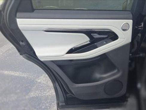 Used 2020 Land Rover Range Rover Evoque S AWD/4WD image 17