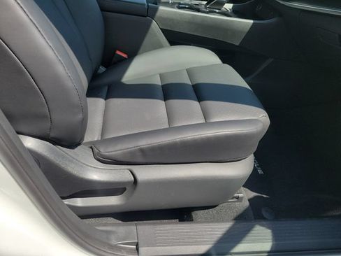 Certified 2023 Nissan Rogue SV w/ SV Premium B Package FWD image 32