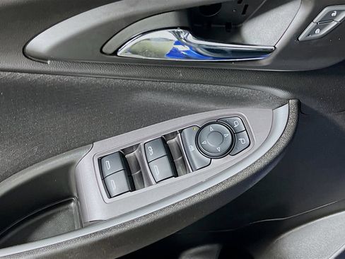 Used 2023 Chevrolet Malibu LT FWD image 16