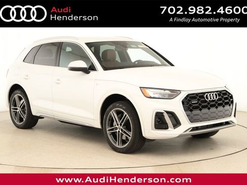 Certified 2022 Audi Q5 e Premium w/ Convenience Package image 1