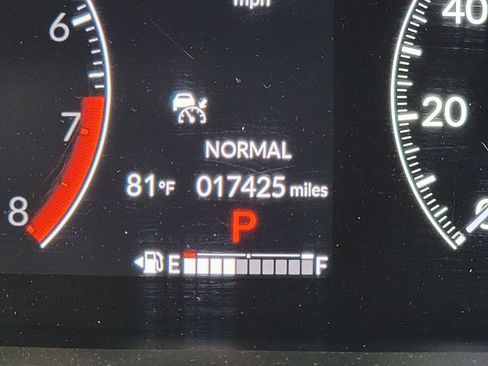 Certified 2023 Honda HR-V LX image 33