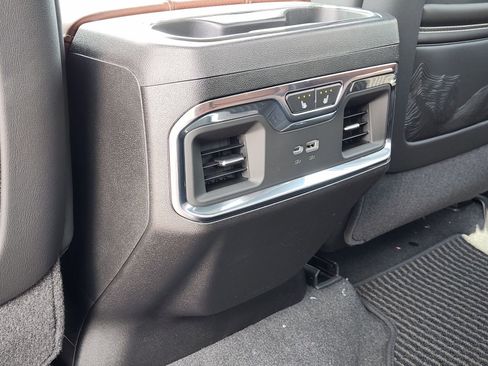 New 2025 GMC Sierra 1500 Denali Ultimate image 36