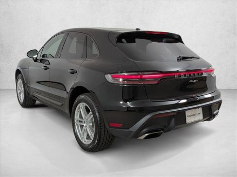 New 2026 Porsche Macan image 3