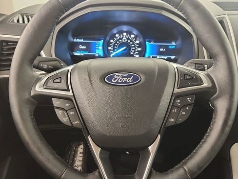 Used 2022 Ford Edge SEL w/ Convenience Package image 11