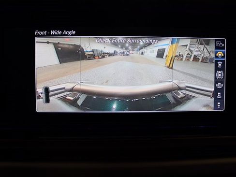 Used 2022 Mercedes-Benz G 63 AMG 4MATIC w/ G Manufaktur Interior Package image 8