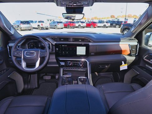 New 2026 GMC Sierra 1500 Denali image 13