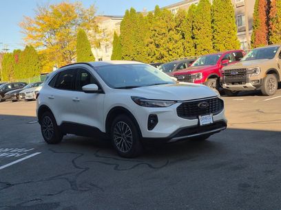 New 2024 Ford Escape SE