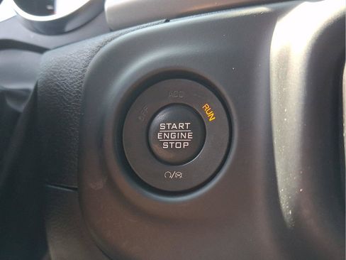 Used 2022 Jeep Wrangler Unlimited Sport AWD/4WD image 23