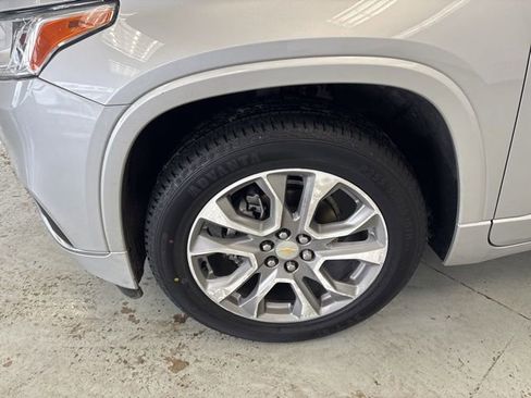 Used 2021 Chevrolet Traverse Premier image 6